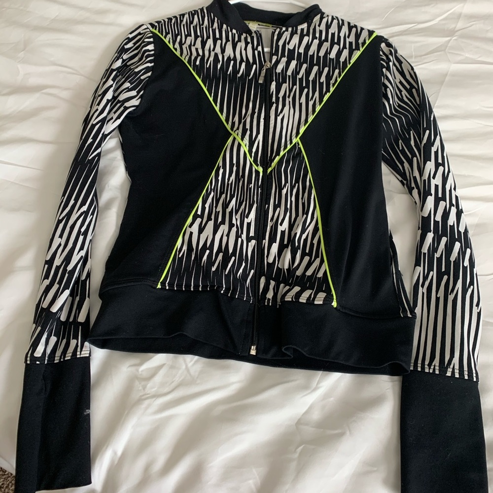 Active yoga jacket, fitted and tight/ Gianni B